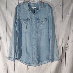 Thread And Supply Chambray Light Blue Denim Button-Up Shirt NWT